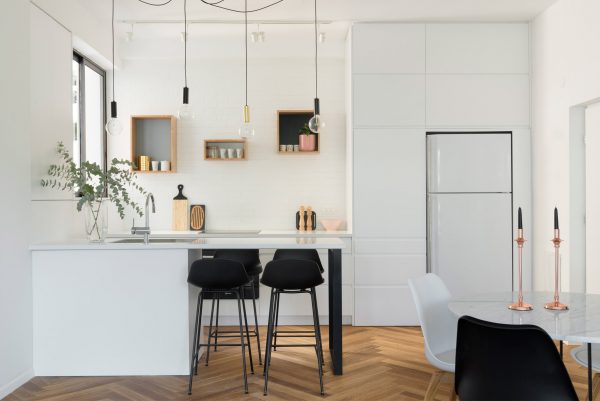 Maayan Zusman lines Tel Aviv apartment with herringbone flooring