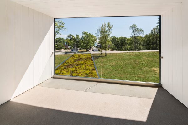 A Bower House by Kariouk Associates