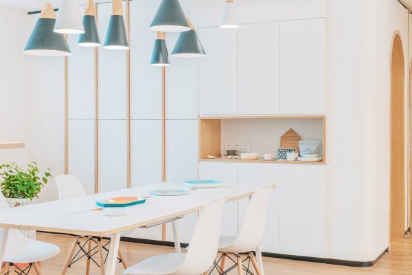 RIGI designs waiting area "like a dining room" for friendly dental clinic in China