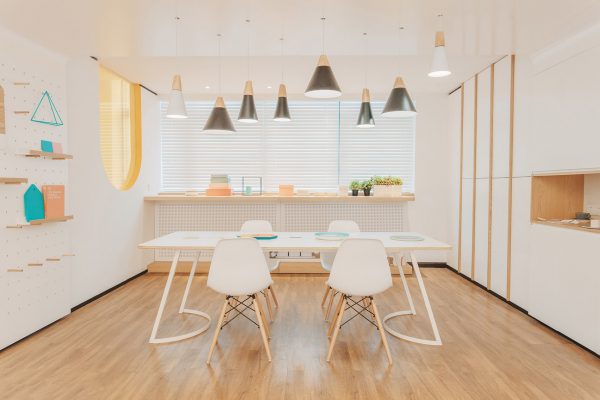 RIGI designs waiting area "like a dining room" for friendly dental clinic in China