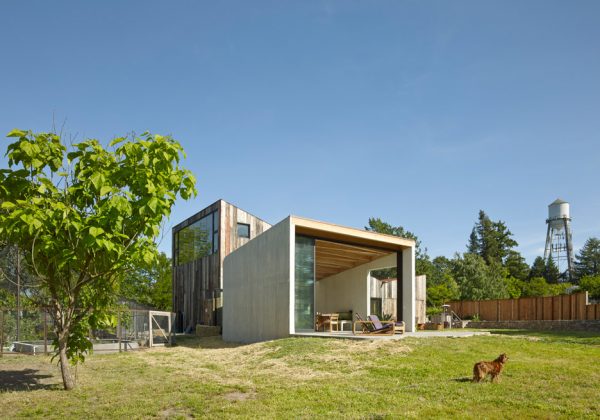 Artist Studio by Mork Ulnes Architects