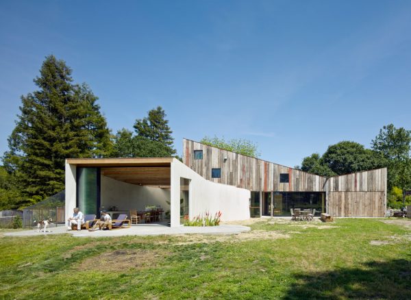 Artist Studio by Mork Ulnes Architects