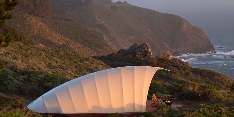 Autonomous Tent creates a remote glamping spot on a California clifftop