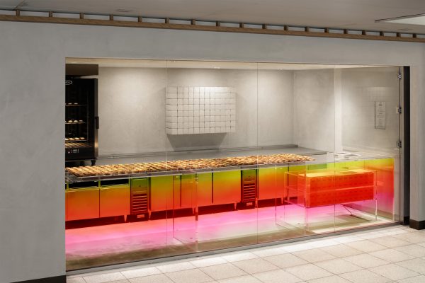 bake-kitasenju-yota-kakuda-bakery-tokyo-japan-interior_dezeen_3408_2