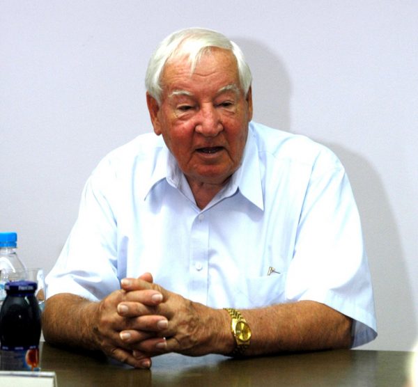 Boeing 747 designer Joe Sutter dies