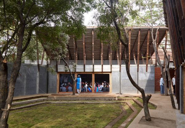 sP+a architects designed the Buddhist learning centre Jetvana