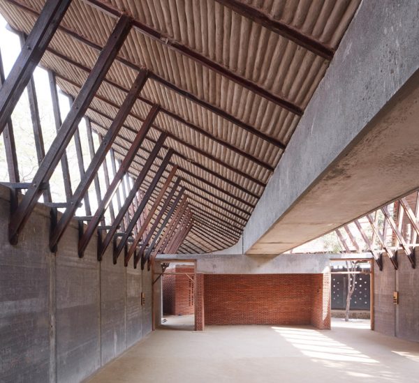 sP+a architects designed the Buddhist learning centre Jetvana