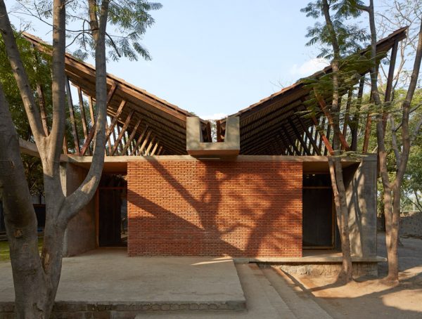 sP+a architects designed the Buddhist learning centre Jetvana