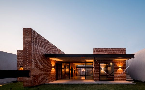 Casa G by Delfino Lozano Salcedo