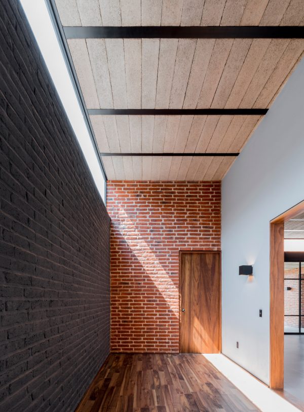 Casa G by Delfino Lozano Salcedo