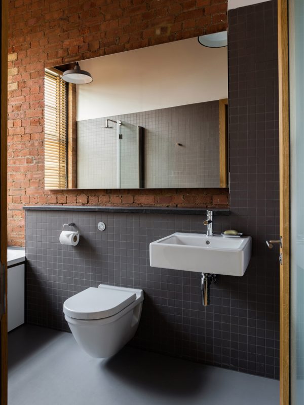 Charlotte Road by Emil Eve Architects
