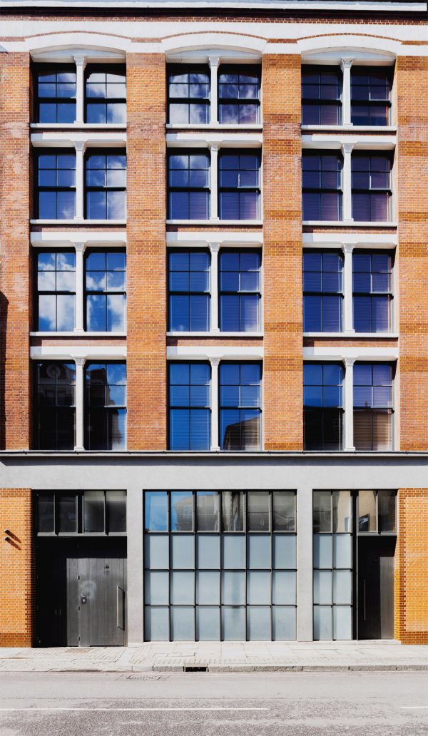 Charlotte Road by Emil Eve Architects