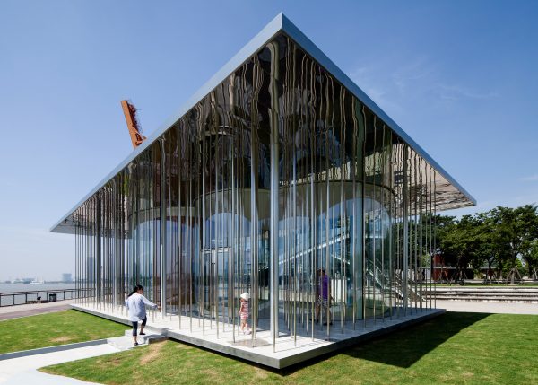 Schmidt Hammer Lassen's Cloud Pavilion is an ephemeral glass-walled events space in Shanghai