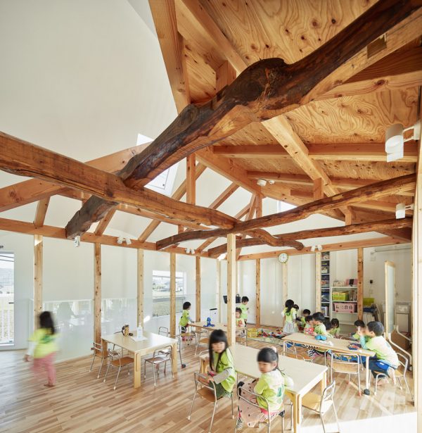 MAD transforms Japanese house into kindergarten with a two-storey slide