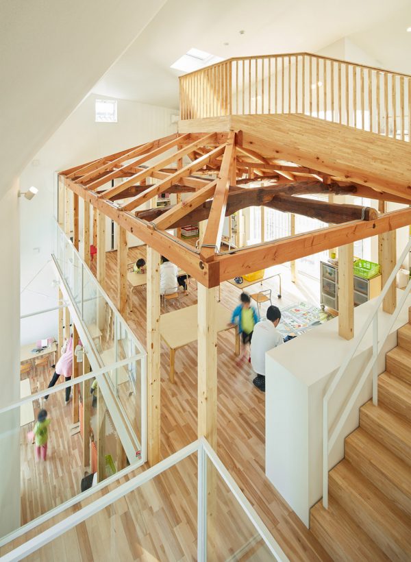 MAD transforms Japanese house into kindergarten with a two-storey slide