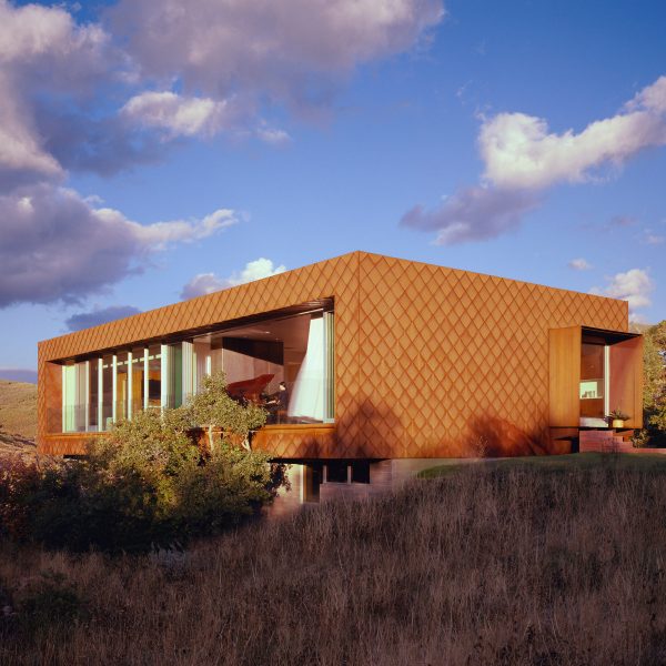 emigration-canyon-residence-square_dezeen_2364_0