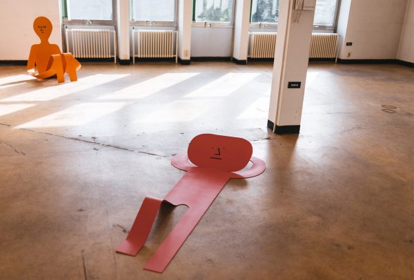 Jean Jullien opens first sculpture exhibition in Ghent's Dift Gallery