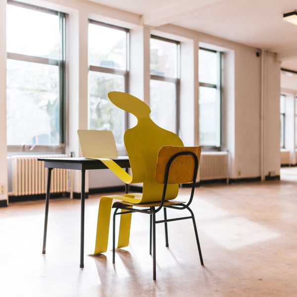 Jean Jullien opens first sculpture exhibition in Ghent's Dift Gallery