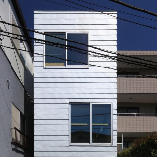 Four-metre-wide house built in Tokyo by Atelier HAKO Architects