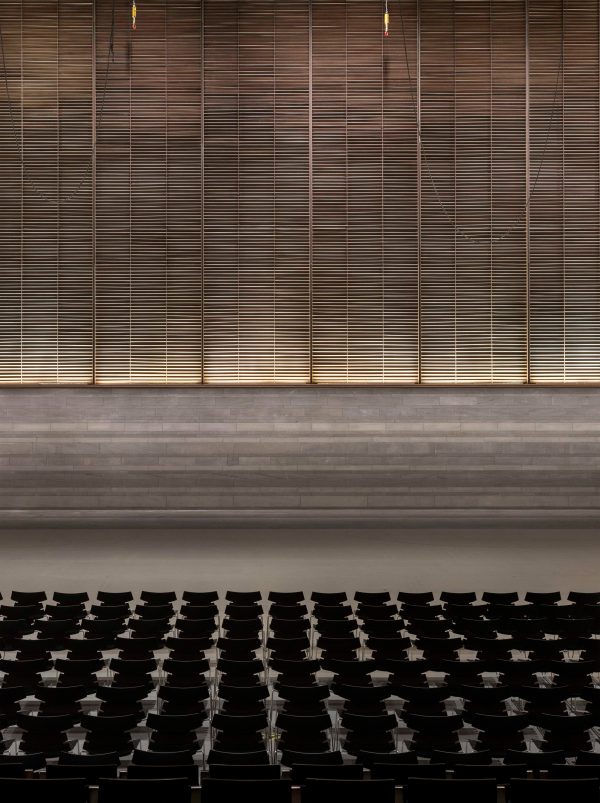 hub-performance-exhibition-center-neri-hu-shanghai-china-architecture_dezeen_3408_8