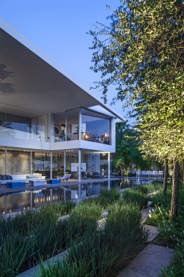 J House by Pitsou Kedem