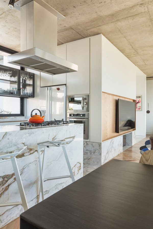 Residential Building in Kiev by Arquitetura Nacional