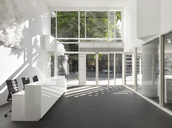 Leblon Offices by Richard Meier & Partners Architects