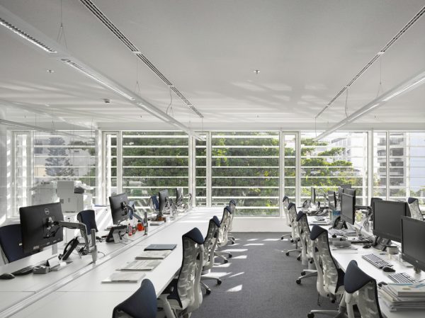 Leblon Offices by Richard Meier & Partners Architects