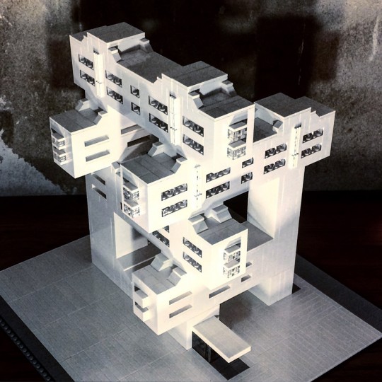 lego-tonic-photo-essay-arndt-schlaudraff_dezeen_936_21-540x540