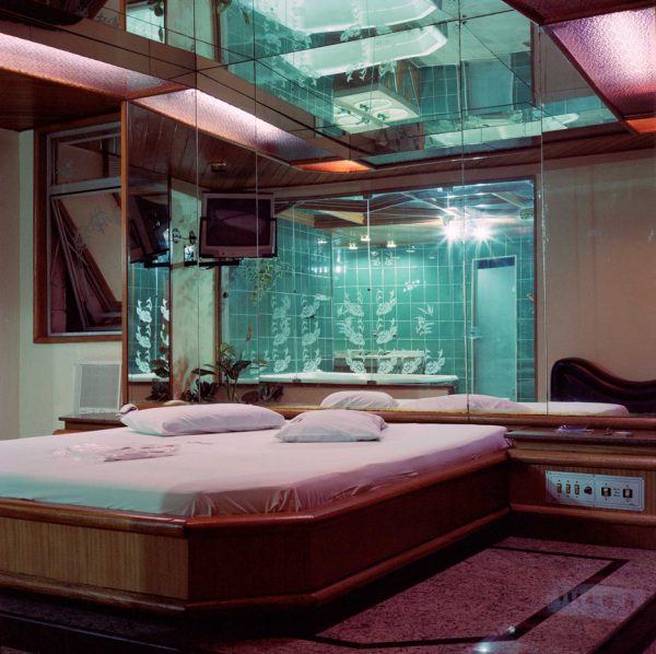 Love Land Stop Time photographs by Jur Oster and Vera van de sandt