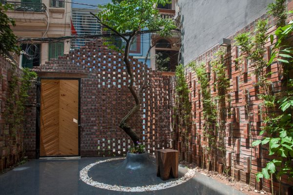 Maison T by Nghia Architect