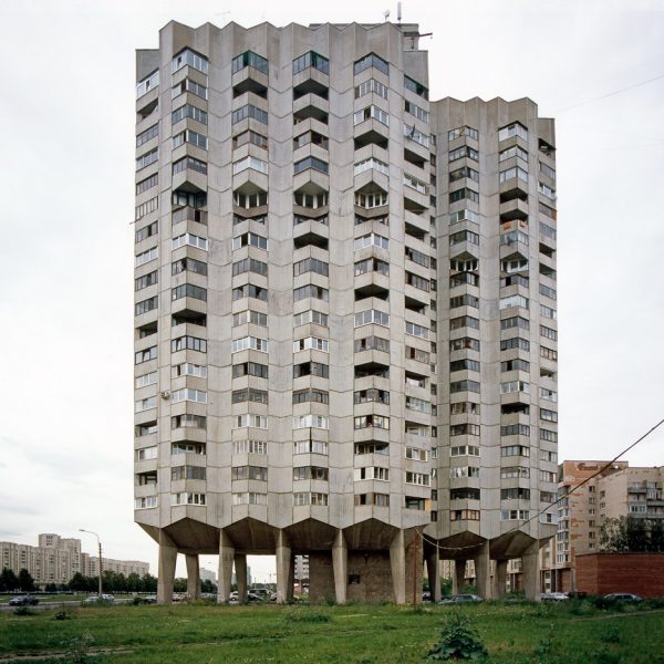 modern-forms-photo-essay-nicolas-grospierre_dezeen_936_3