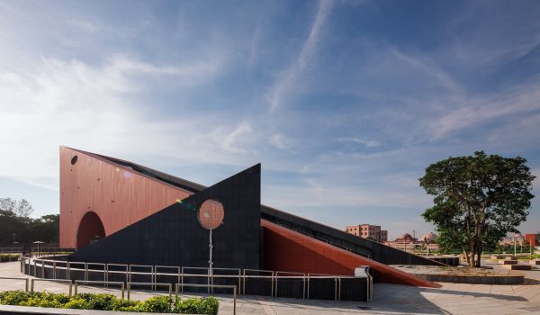 Archohm completes wedge-shaped socialism museum in northern India