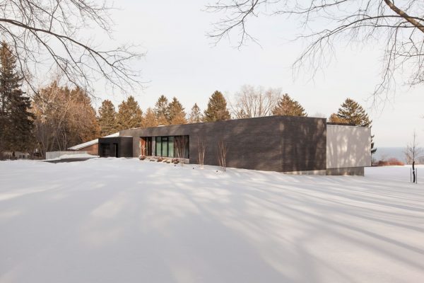 Opposite House by RZLBD