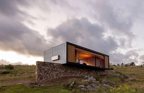 retreat-in-finca-aguy-mapa-prefabricated-housing-uraguay_dezeen_936_4