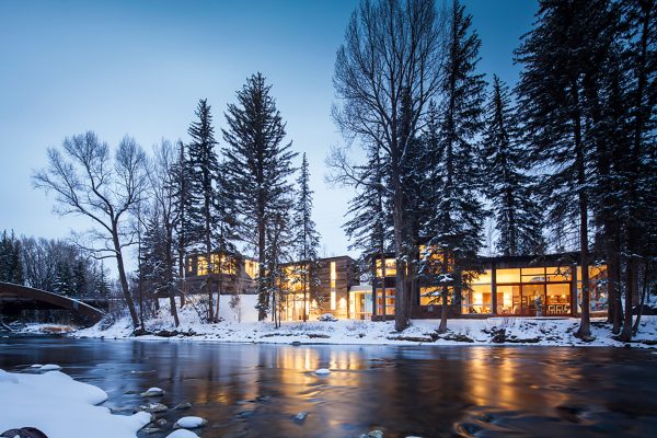 Riverside House by Studio B Architects