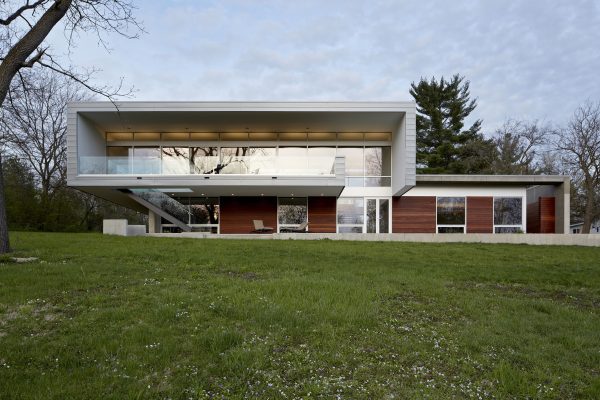 Riverview House by Studio Dwell