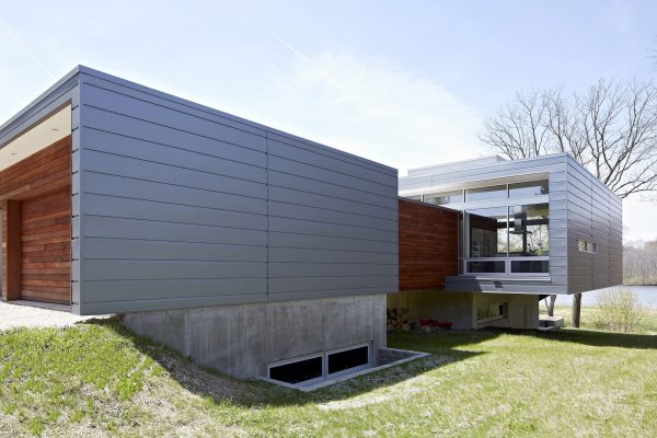 Riverview House by Studio Dwell