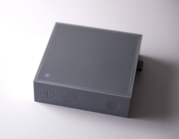 Magnetic Sound2 speaker designed to be easily moved and mounted