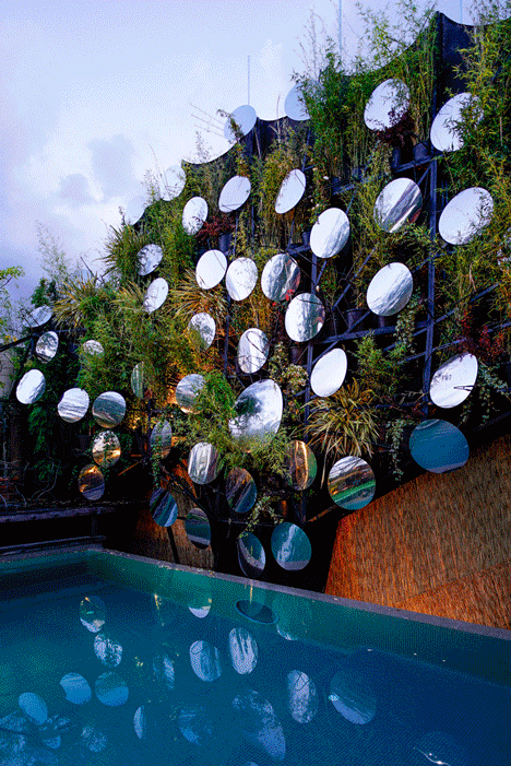 Splash by Manuel Ocaña Architecture