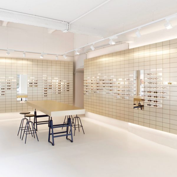 Viu eyewear creates gallery-like space for its Vienna flagship store