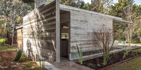 Torcuato House Pavilion by Besonías Almeida