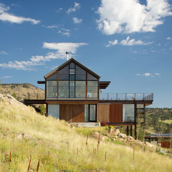 Sunshine Canyon Residence by Renée del Gaudio