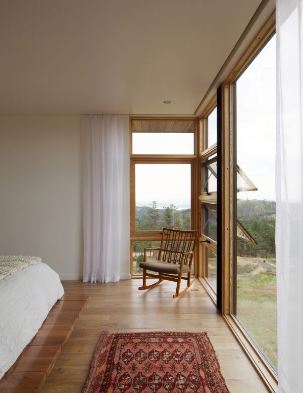 Sunshine Canyon House by Renée del Gaudio Architecture