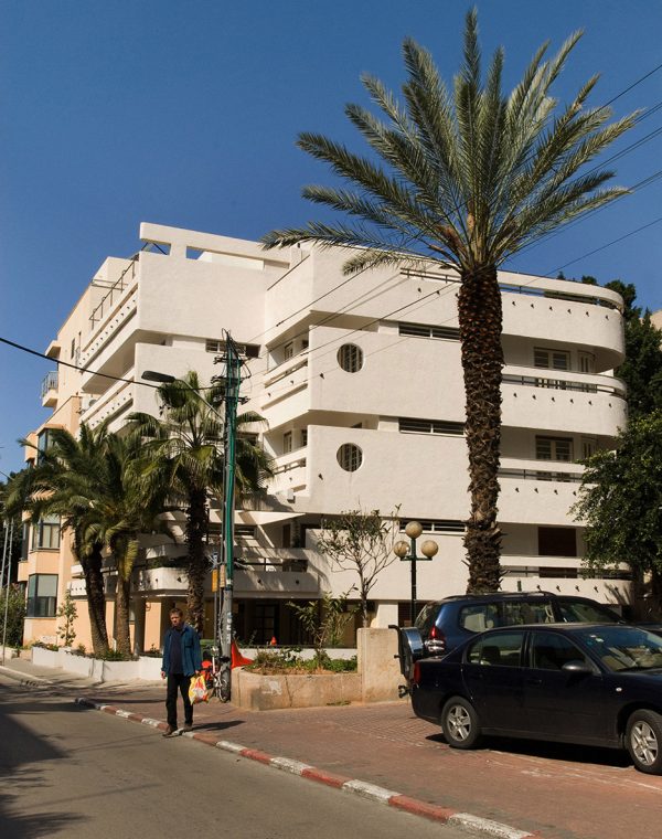 Rubinsky House, 65 Shenkin Street by Abraham Markusfeld, 1935