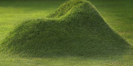 Terra grass chair by Nucleo