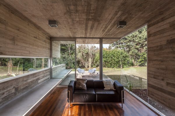 Torcuato House Pavilion by Besonías Almeida