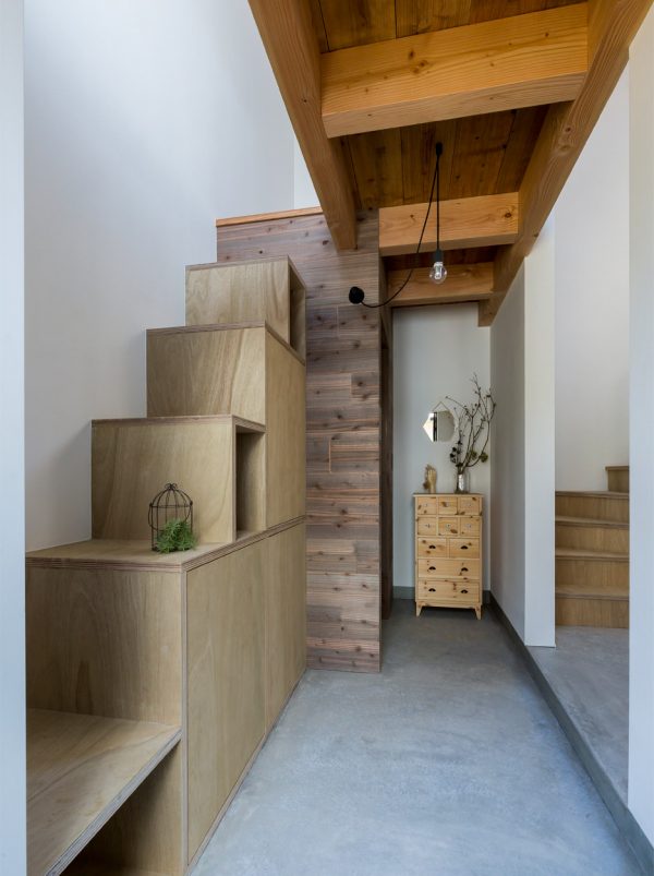 Uji House by Alts Design