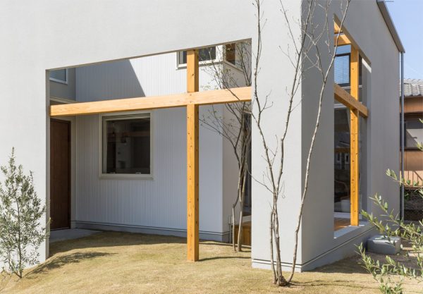 Uji House by Alts Design