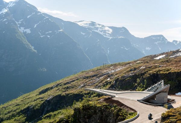 utsikten-norway-code-architecture-national-tourist-route-gaularfjellet-architecture_dezeen_2364_col_3